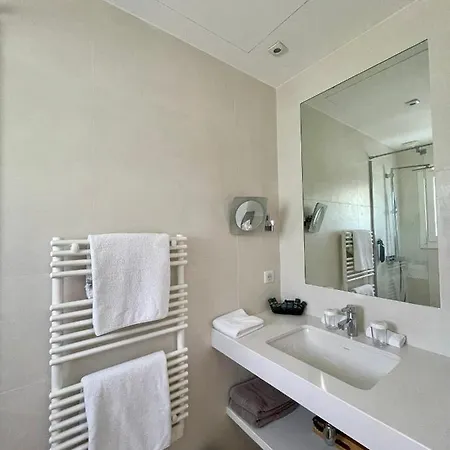 Clos Des Oliviers - Meuble De Tourisme Apart-hotel Grimaud