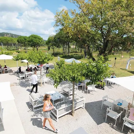 Clos Des Oliviers - Meuble De Tourisme Apart-hotel