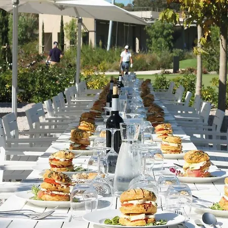 Apart-hotel Clos Des Oliviers - Meuble De Tourisme Grimaud