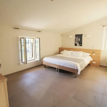 Clos Des Oliviers - Meuble De Tourisme Apart-hotel
